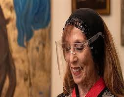 فيروز_تستقبل_الرئيس_الفرنسي_في_منزلها_بالفيس_شيلد