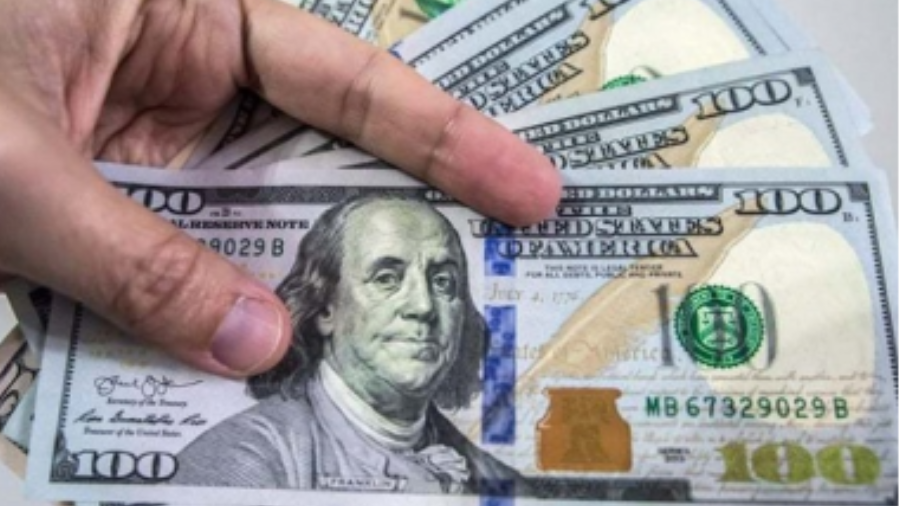 ارتفاع سعر الدولار أمام الجنيه المصري نهاية تعاملات اليوم الاثنين 20-4-2026