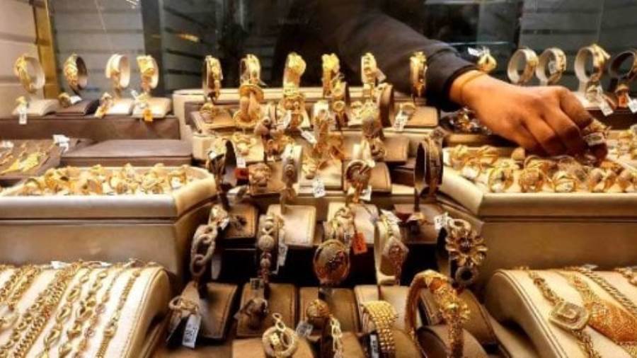 تراجع سعر الذهب نهاية تعاملات اليوم الاثنين 14-9-2026