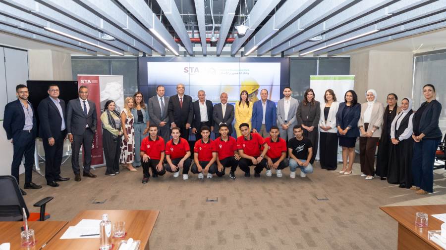 بنك التعمير والإسكان وأكاديمية السويدي يكرمان 7 من أوائل الجمهورية للتعليم الفني المزدوج