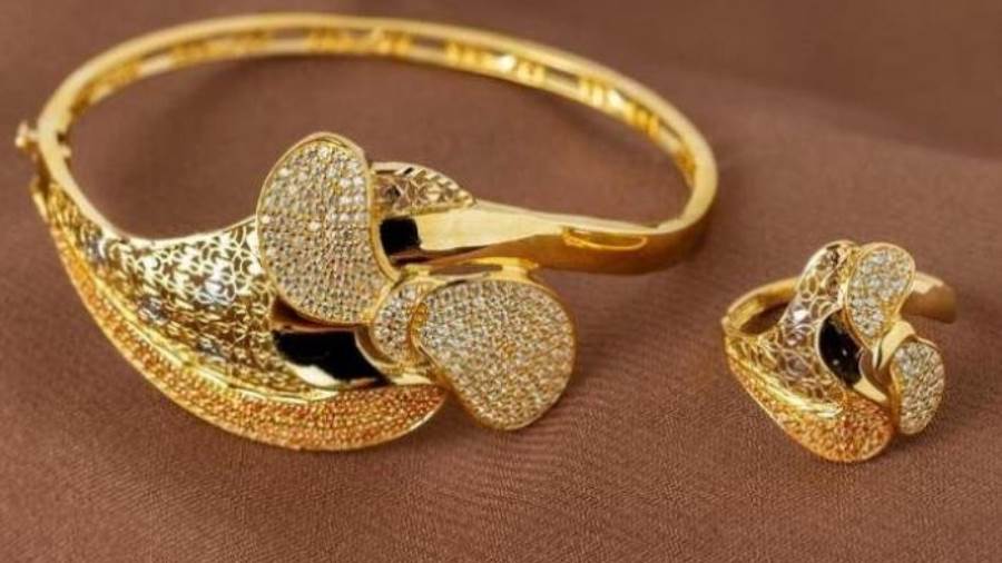 أسعار الذهب نهاية تعاملات اليوم الأربعاء 14-10-2026