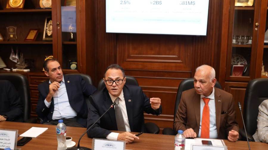 «رجال أعمال إسكندرية» و«مصلحة الجمارك» يبحثان تقليص زمن الإفراج 