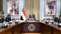 رئيس الوزراء يُتابع إجراءات دعم وتحفيز قطاع السياحة