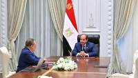 الرئيس السيسي يتابع مع محافظ المركزي تطورات الأوضاع الاقتصادية في مصر