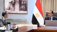 رئيس الوزراء يبحث مع رئيس الرقابة المالية أحدث تطورات القطاع المالي غير المصرفي