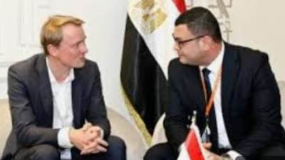 وزير الإسكان يبحث مع وزير البيئة الألماني تعزيز التعاون في مجال المدن الخضراء