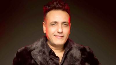 بالصور .. نجوم الفن والغناء والاعلام في عزاء الملحن محمد رحيم بمسجد الشرطة 