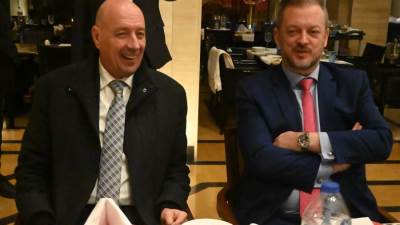 العريان يبحث مع رئيس البارالمبية الدولية إدراج الخماسي الحديث كرياضة بارالمبية