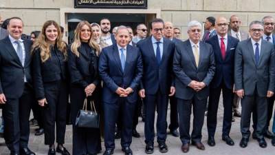 البنك المركزي يدعم مشروعي تطوير "محضن مستشفى النساء والتوليد المجاني" و"طوارئ مستشفى الأطفال"