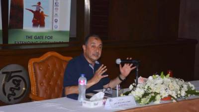 وزير قطاع الأعمال يتابع مستجدات مشروعات قطاع الصناعات المعدنية التابع للوزارة