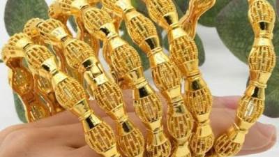 أسعار الذهب بداية تعاملات اليوم الخميس 3-4-2025