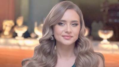 بالصور .. نيلي كريم نجمة الدورة 25 بأسبوع القفطان بمراكش 