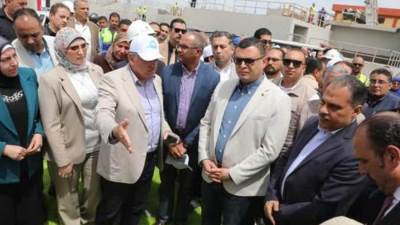 وزير الإسكان ومحافظ الشرقية يتفقدان عدد من مشروعات المياه والصرف