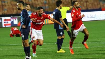 ليلة حسم الدوري.. الأهلي يواجه فاركو وبيراميدز مع سيراميكا