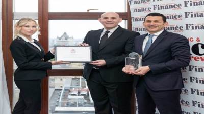 بنك القاهرة يحصد جائزة "أسرع البنوك نموًا في مجال الائتمان في مصر"