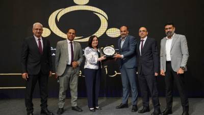 تكريم مؤسسة التضامن للتمويل الأصغر لدورها الفعال في دعم نجاح مشروع الترقية المؤسسية