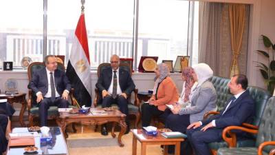 وزير العمل يلتقي نائب رئيس الوزراء ووزير الداخلية الصربي ويؤكد:جاهزون لتلبية احتياجات سوق العمل 