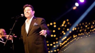 بالصور .. هاني شاكر يتألق على مسرح البالون في أحدث حفلاته الغنائية