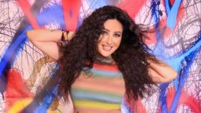 لطيفة تحي عيد الجمهورية بمسرح قرطاج وسط استقبال حافل من الجمهور التونسي 