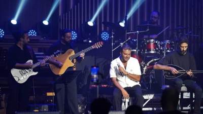 بالصور .. رامي صبري يتألق في أحدث حفلاته بالساحل الشمالي 