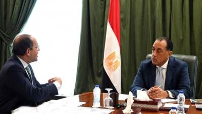 «مدبولي» يتابع مع وزير المالية موقف سداد المستحقات المتأخرة للمصدرين