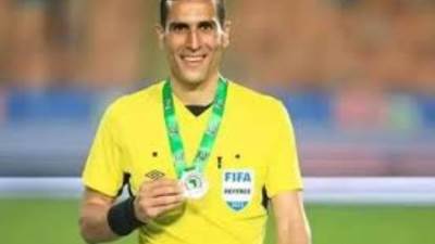 ناجي حكما لمباراة السنغال ونيجيريا " بالشان ".. وعاشور لتقنية الفيديو 