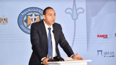 "مدبولي" يصدر قرارا بتعيين الدكتور إسلام عزام رئيسا للبورصة المصرية