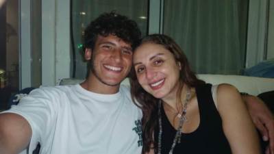 أنغام تبكي  للجمهور : عمري ماكنت بالضعف ده وشكرا أنكم دعيتوا لأم اتمنت من ربنا تكمل شوية مع ولادها 