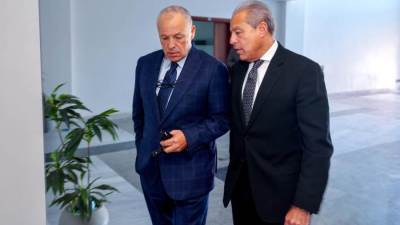 أبو ريدة يكلف الدرندلي بمرافقة بعثة المنتخب بعد إصابته بنزلة برد