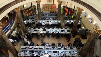 تباين مؤشرات البورصة بداية تعاملات الخميس 25-9-2025