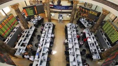 تباين مؤشرات البورصة المصرية بداية تعاملات الأربعاء 19-11-2025