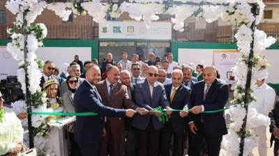البنك الأهلي يفتتح مدرسة السلام الإعدادية بمحافظة المنيا بالتعاون مع «مصر الخير»
