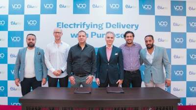  VOO App و Blu EV يطلقان لأول مرة في مصر منظومة موتوسيكلات دليڤري كهربائية