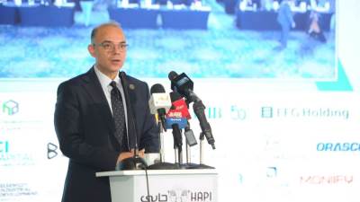 محمد فريد: التطورات الإيجابية في سوق رأس المال لم تكن وليدة الصدفة
