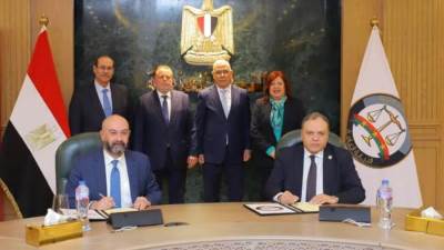  «iscore» توقع بروتوكول تعاون مع النيابة العامة لتعزيز كفاءة المعلومات الائتمانية