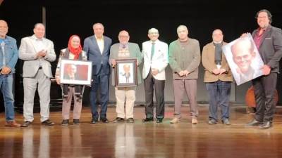 بالصور .. المركز الثقافي الروسي والجمعية المصرية للكاريكاتير يحتفيان بمحمد صبحي في مدينة سنبل