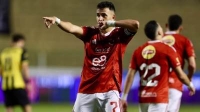 الأهلي يهزم المقاولون بثلاثية ويزاحم الزمالك وبيراميدز  على الصدارة 