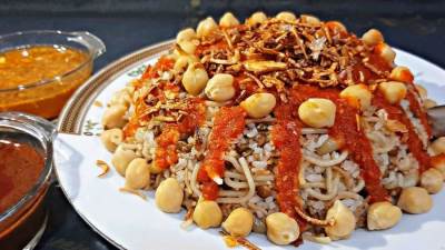 هنفطر إيه النهاردة 21 رمضان؟.. طريقة عمل الكشري المصري