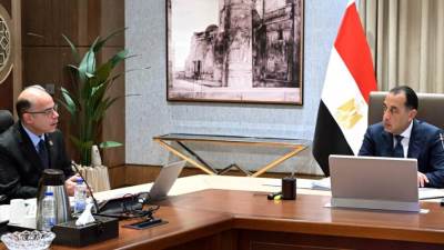 رئيس الوزراء يستعرض مع وزير الاستثمار والتجارة الخارجية عددا من ملفات العمل