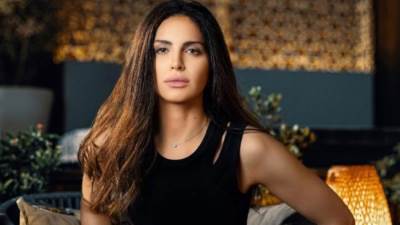 بالصور ..أمال ماهر  تشعل مسارح هولندا و فرنسا وترفع علم مصر