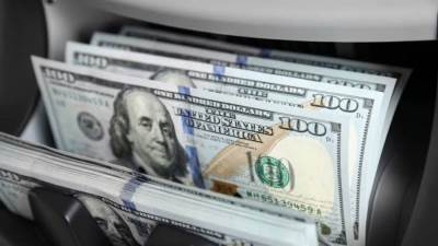 تراجع سعر الدولار نهاية تعاملات اليوم الأحد 2-8-2026