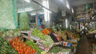 أسعار الخضروات والفاكهة في الأسواق المصرية اليوم الخميس 6-8-2026
