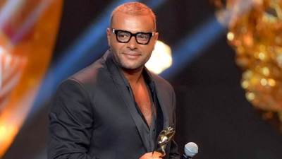 رامي صبري بعد تكريمه بالموريكيس دور : سعيد بالتكريم وبحب لبنان والجائزة غالية عندي جدا