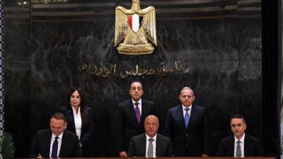"بنك مصر" يوقع عقود تمويل بقيمة 10 مليارات جنيه لشراء وتسويق أصول مملوكة للمجتمعات العمرانية