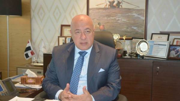 يحيي أبو الفتوح نائب رئيس البنك الأهلي المصري