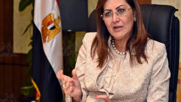 هالة السعيد وزيرة التخطيط