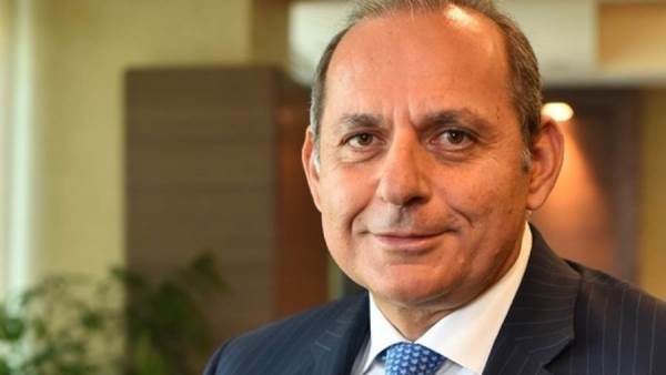 هشام عكاشة رئيس مجلس إدارة البنك الأهلي المصري