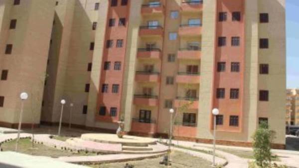 الإسكان: تنفيذ 58452 وحدة سكنية متنوعة بمدينة العبور الجديدة