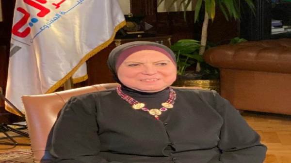 نيفين جامع وزيرة الصناعة والتجارة
