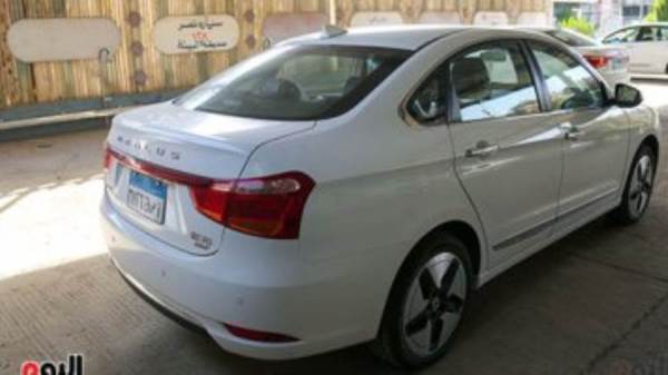 سيارة نصر E70 الكهربائية